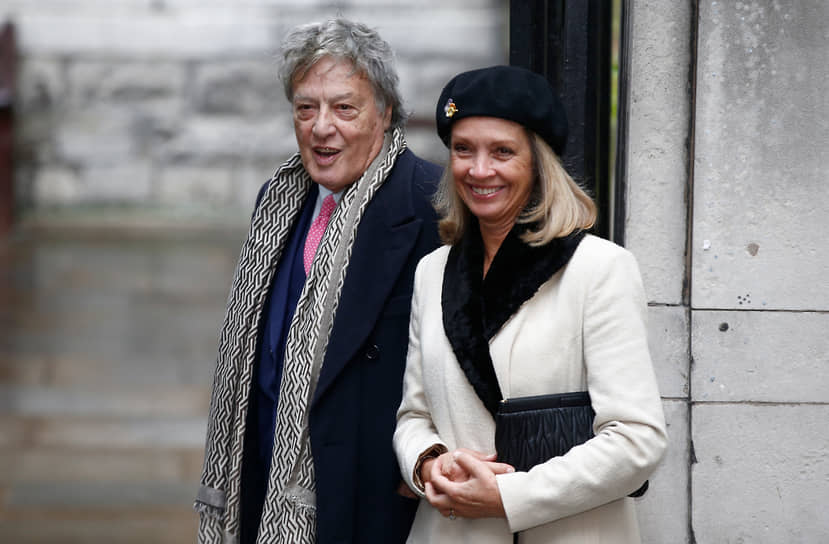 Благодаря драматургу в Оксфордском словаре появилось прилагательное «стоппардианский», отражающее уникальную манеру автора, когда философские понятия смешиваются с иронией