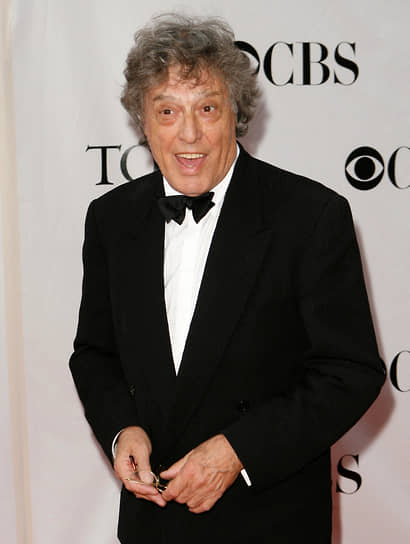 В 2012 году Том Стоппард написал сценарий к фильму  «Анна Каренина» с Кирой Найтли и Джудом Лоу в главных ролях. Фильм получил признание критиков, а также премии «Оскар» и BAFTA за «Лучшие костюмы» 