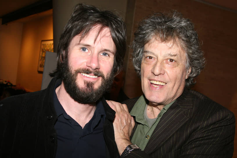 С актером Джошом Гамильтоном (слева) на премьере бродвейской постановки пьесы Стоппарда «Берег утопии», 2006 год