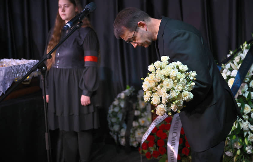 Первый зампред комитета Госдумы по культуре, актер Дмитрий Певцов