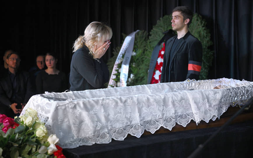 Актриса Александра Захарова