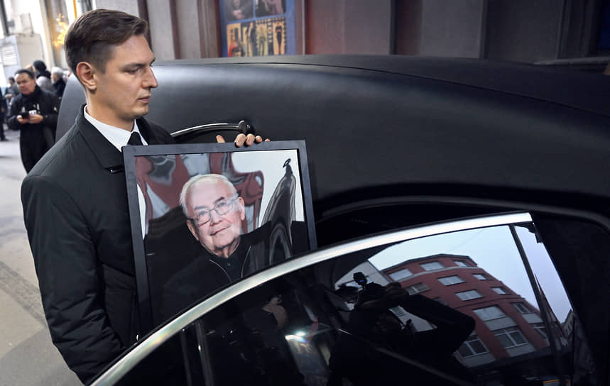 Прощание с Всеволодом Шиловским