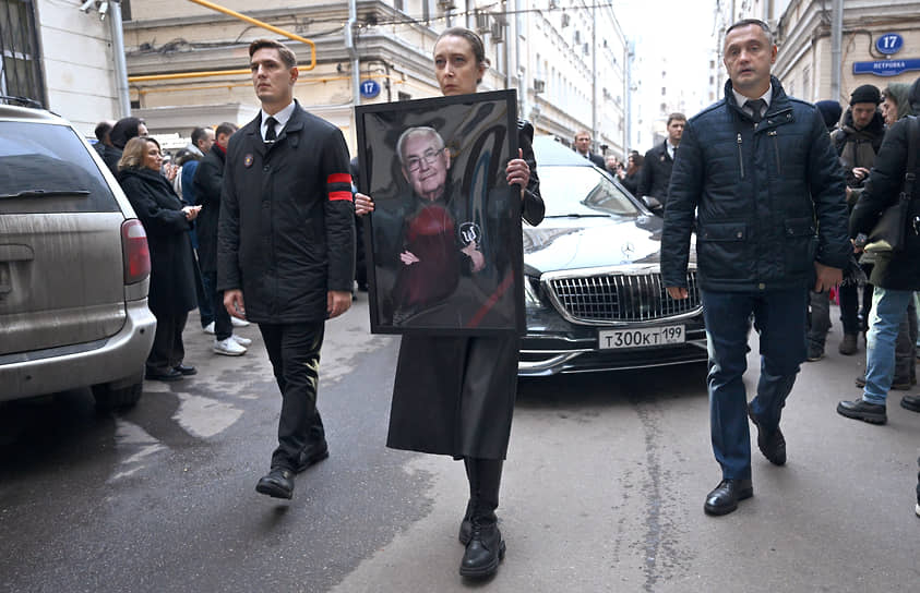 Прощание с Всеволодом Шиловским