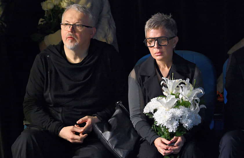 Актер Вячеслав Невинный с женой