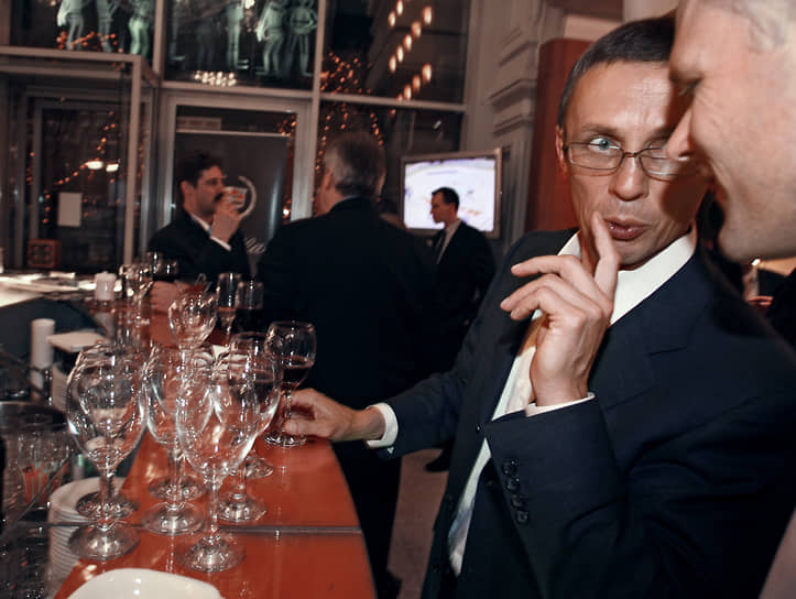 На презентации фильма «Прощальный матч Игоря Ларионова в Москве» в московском Bosco Bar, 2007 год 