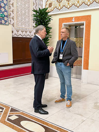 Помощник президента Юрий Ушаков и спецкорр “Ъ” Андрей Колесников обсуждают мирный план Дональда Трампа