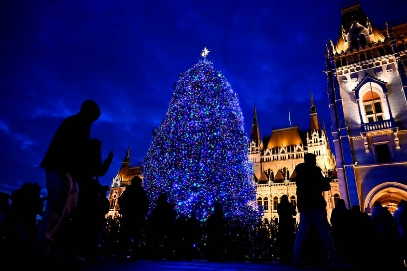 Национальное рождественское дерево в Будапеште