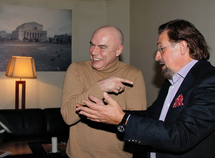 С предпринимателем Александром Гафином (справа) на открытии фестиваля «Триумф джаза», 2011 год