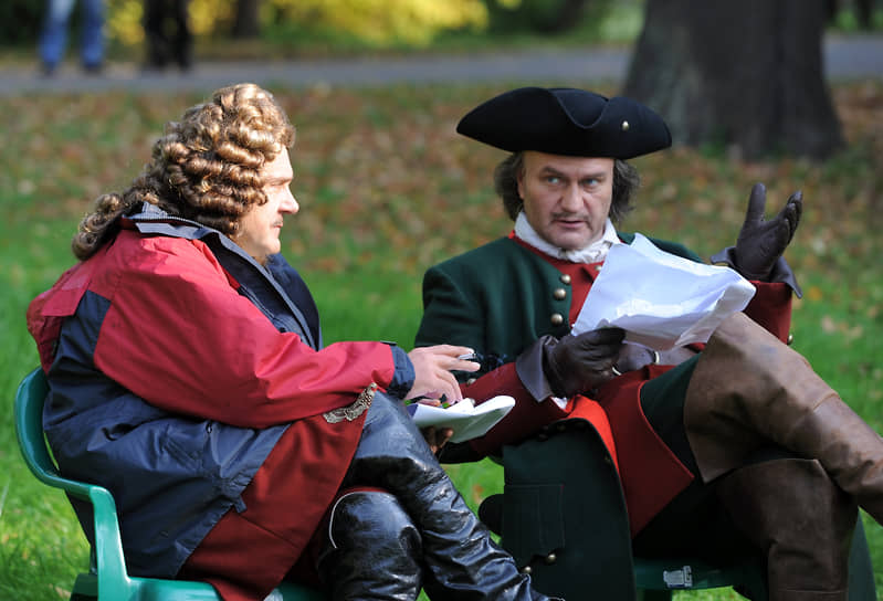 С актером Сергеем Маковецким на съемках фильма «Петр I. Завещание», 2010 год