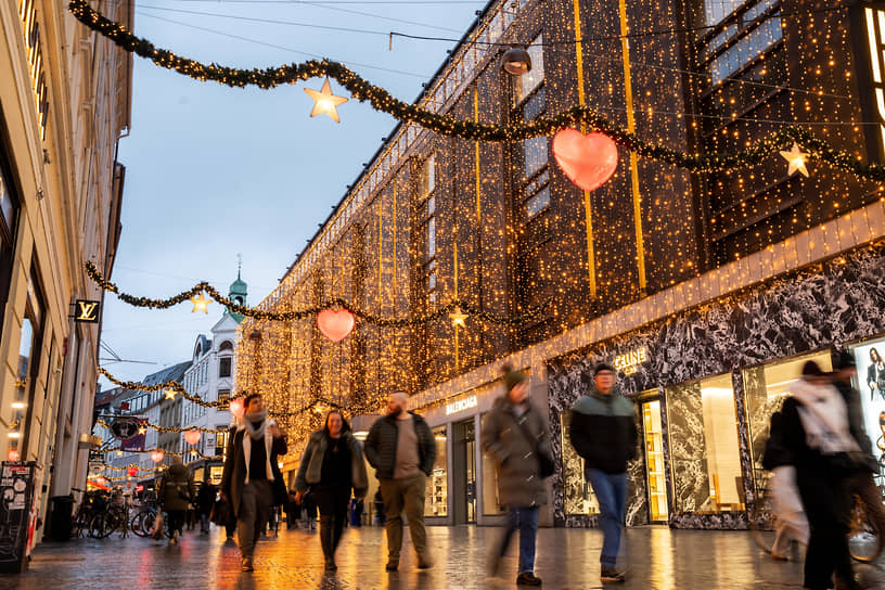 Новогоднее убранство улиц Коппенгагена