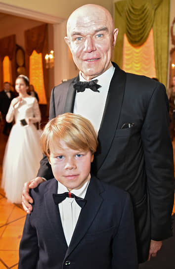 С сыном на балу дебютанток журнала Tatler, 2018 год