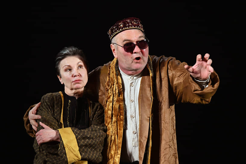 С Татьяной Корецкой на пресс-показе спектакля «Мещане» по пьесе Максима Горького в постановке режиссера Павла Сафонова в театре «Современник», 2023 год