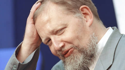 Романтик банковской системы // Декан факультета журналистики МГИМО Ярослав Скворцов  памяти Сергея Дубинина