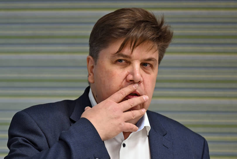 Декан факультета журналистики МГИМО, бывший корреспондент отдела финансов “Ъ” Ярослав Скворцов