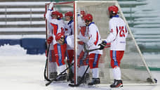 Молодежи и флаг в руки