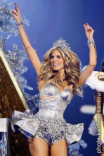 15.11.2007 Шоу-показ Victoria&#39;s Secret 2007 в Лос-Анджелесе