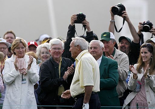 10.04.2008 Турнир по гольфу Masters Par 3 в США