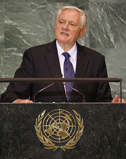 23.09.2008 В Нью-Йорке открылась 63-я сессия Генеральной Ассамблеи ООН, участие в которой принимают представители более ста государств мира