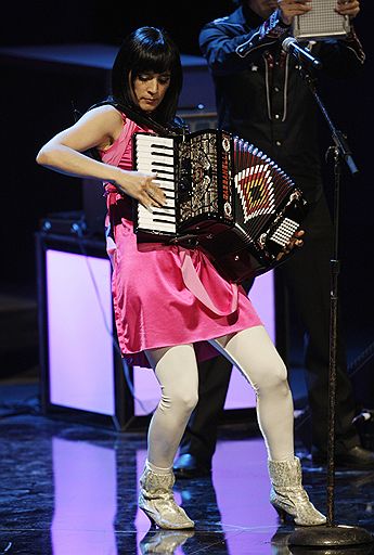 16.10.2008 Вручение премий MTV Latin Awards 2008 в городе Гвадалахара, Мексика. Julieta Venegas 