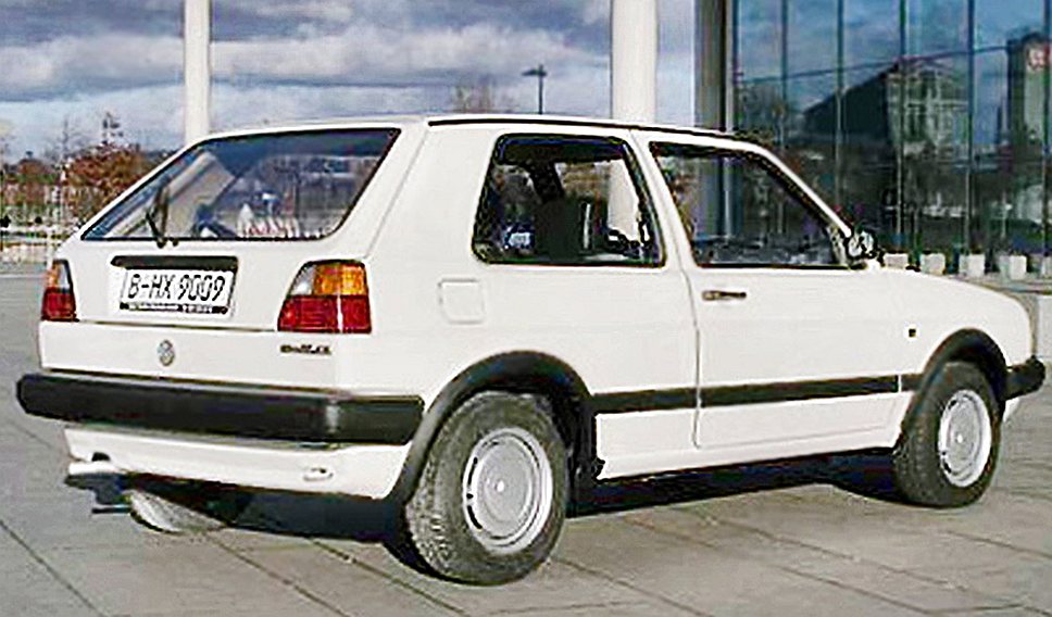 1984 год. Изготовлен последний автомобиль Volkswagen Rabbit (Golf)