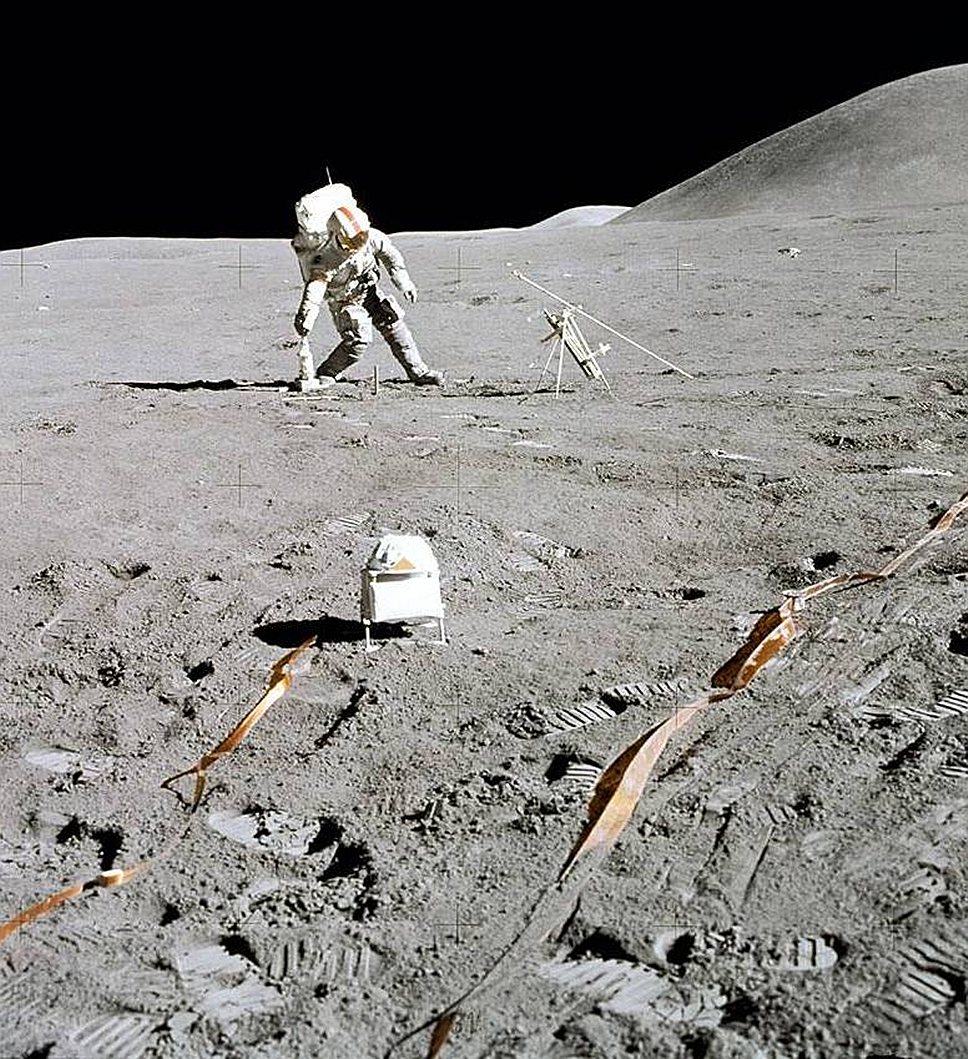 1970 год. Межпланетная станция &quot;Луна-16&quot; доставила на Землю лунный грунт
