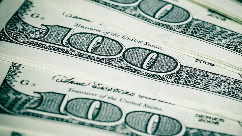 1915 год. В Европу попал первый американский доллар в виде займа на $500 млн Англии и Франции