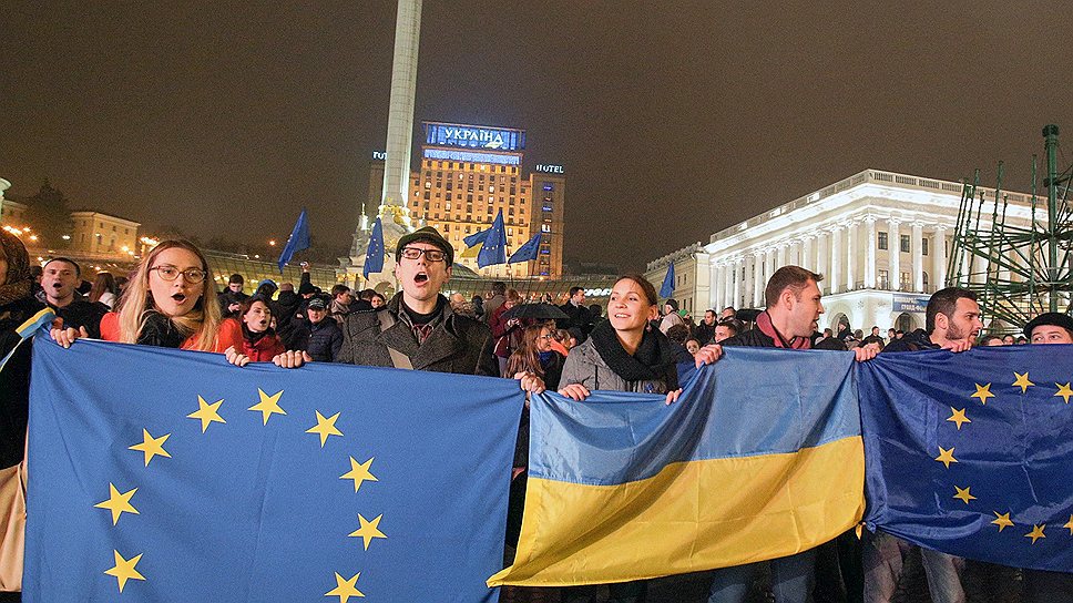 В Украине проходят массовые митинги против приостановки процесса евроинтеграции