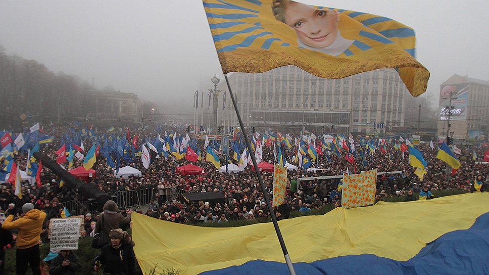 В Украине проходят массовые митинги против приостановки процесса евроинтеграции