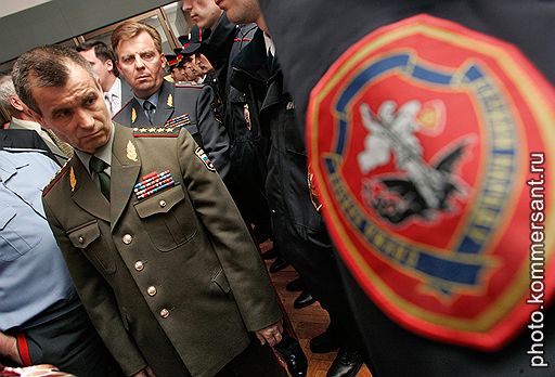 Министр внутренних дел России Рашид Нургалиев на презентации эксперимертальной форменной одежды для милиции и новой формы для военнослужащих внутренней службы МВД России. Презентация прошла в Центральном музее МВД России