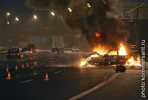 Горящий автомобиль на трассе &amp;quot;Дон&amp;quot;