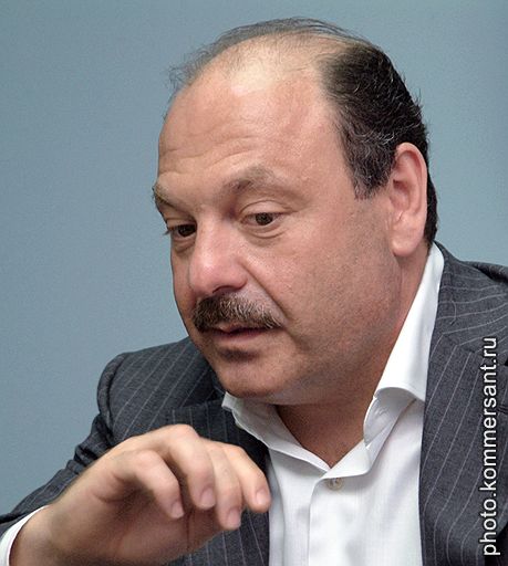 Совладелец «Красэйра» Борис Абрамович надеется до конца января убедить Росимущество снизить доплату за контроль над AiRUnion
