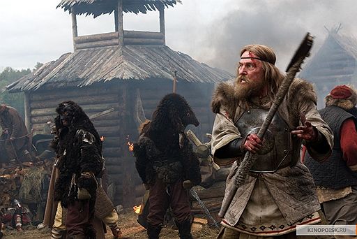 В фильме режиссера Аделя Аль-Хадада русичи возводят деревянные терема и защищают их от песьеголовых вражеских воинов, не забывая выкрикивать перед смертью патриотические лозунги