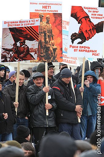 Татарские рыбаки (на фото) дали понять, что готовы к длительной обороне рыбных мест