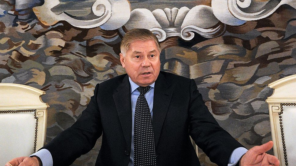 Председатель Верховного суда Вячеслав Лебедев может пересмотреть дело ЮКОСа