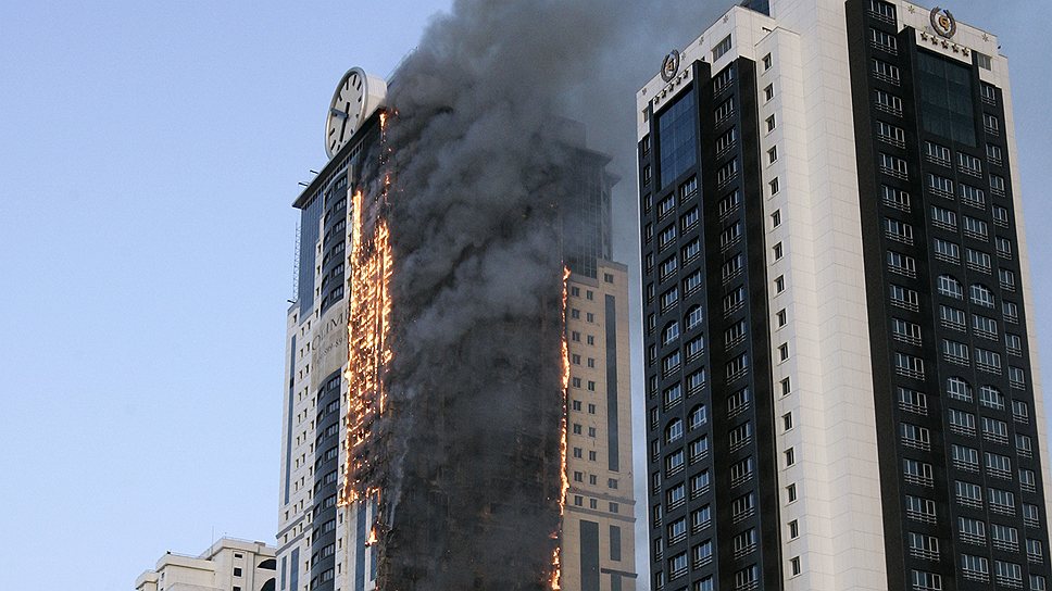 Огонь по внешней стороне 45-этажного дома в &amp;quot;Грозном-Сити&amp;quot; распространился за считаные минуты