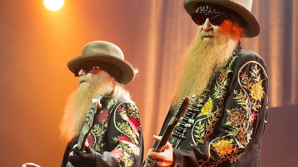 На джазовом фестивале в Монтрё бородачи из ZZ Top в честь покойного основателя Клода Нобса разбавили гитары клавишными 