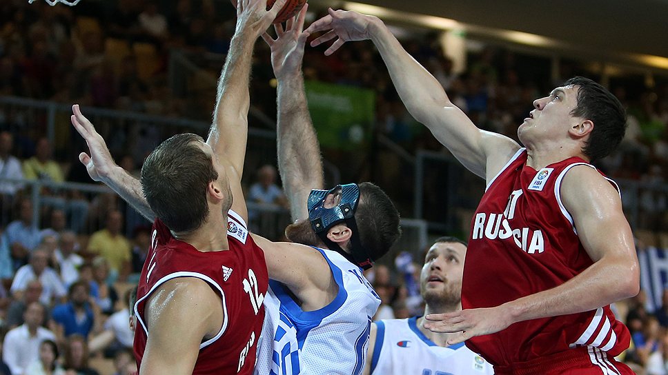 Баскетболисты сборной России продержались против команды Греции лишь первую четверть