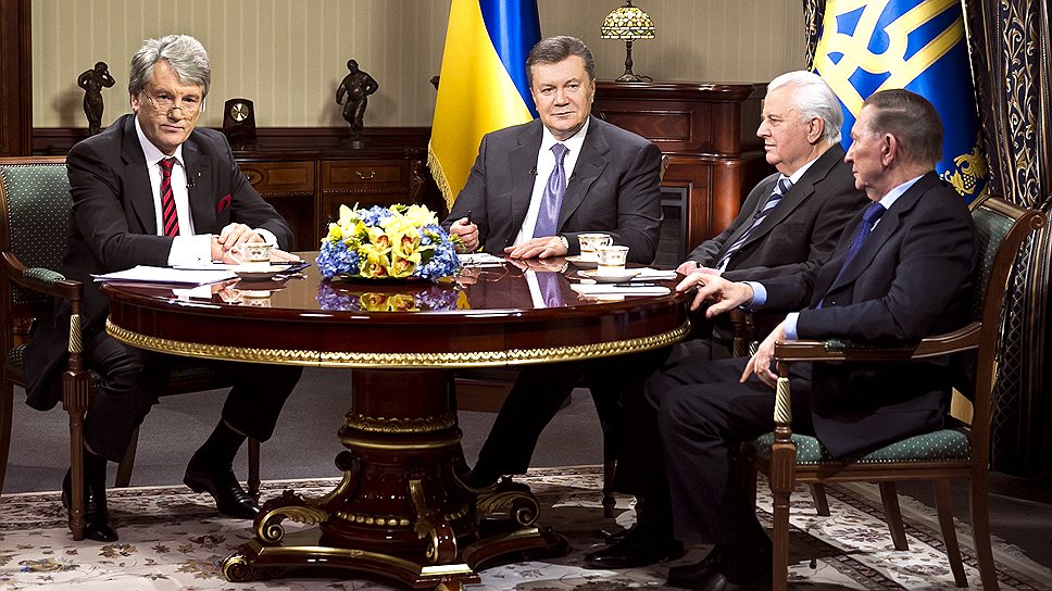 Чем Виктор Янукович ответил оппозиции