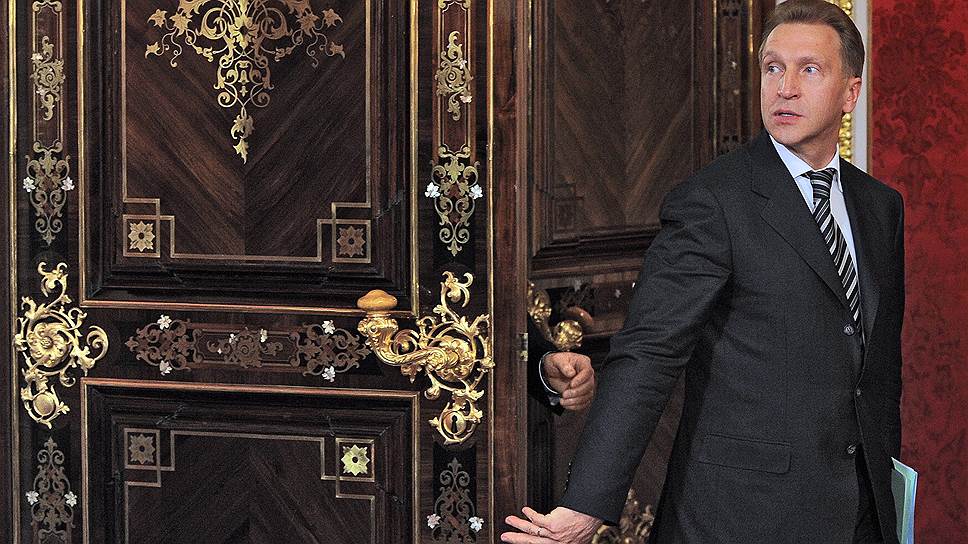 Первый вице-премьер Игорь Шувалов собирается ограничить влияние на российских эмитентов международных рейтинговых агентств