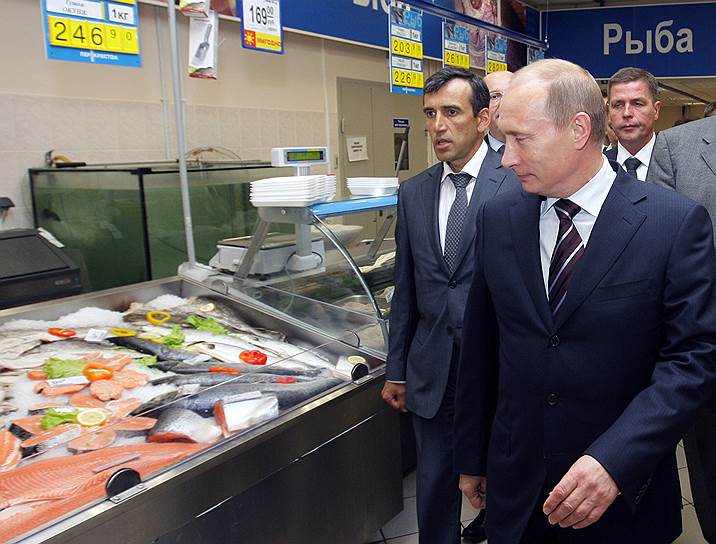 Президент Владимир Путин переводит российские прилавки на осадное положение
