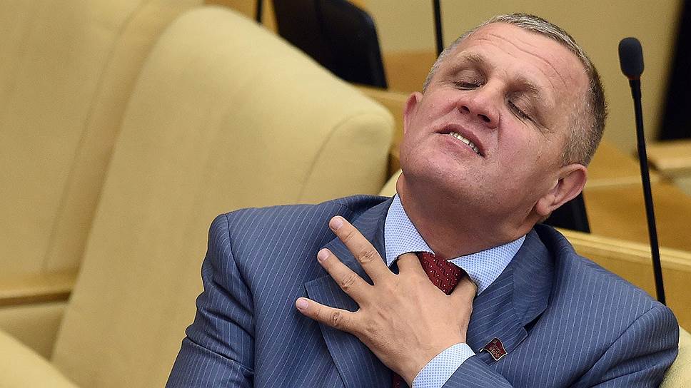 Парламенты Крыма и Севастополя будут двухпартийными