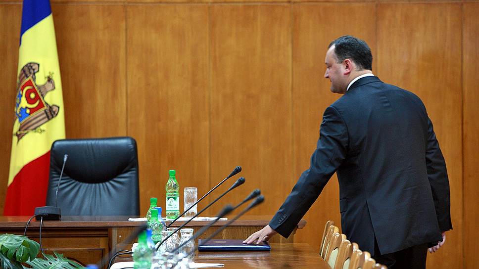 По оценкам экспертов, даже поддержка со стороны Кремля не поможет лидеру молдавских социалистов Игорю Додону (на фото) занять руководящее кресло