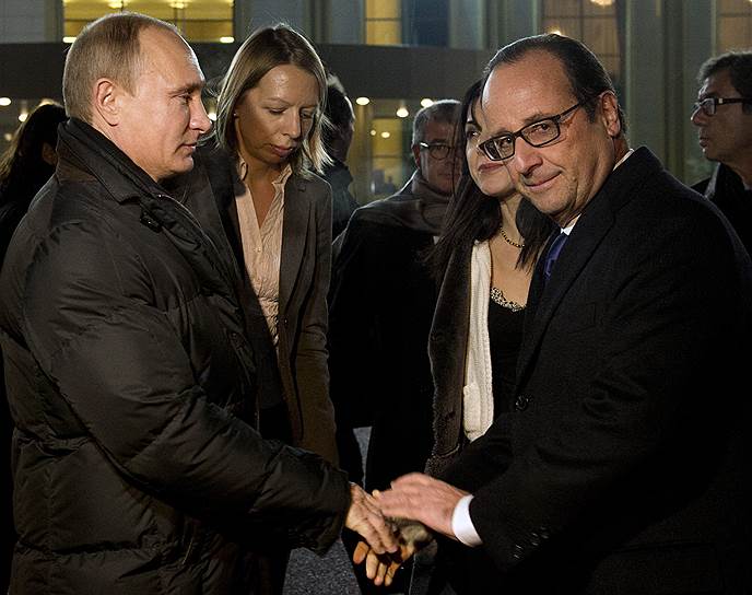 В отличие от других лидеров Запада президент Франции Франсуа Олланд (справа) готов к взаимодействию с Владимиром Путиным по Украине