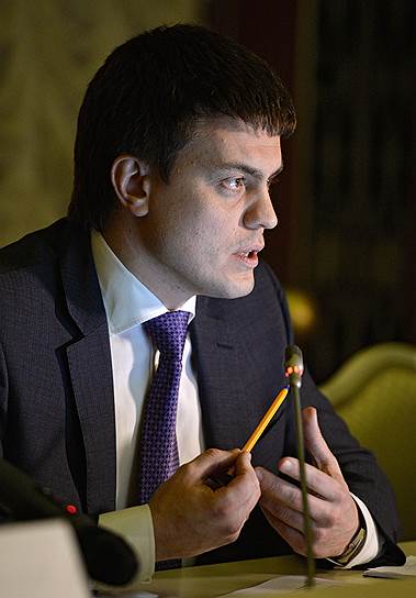 Меры по спасению севастопольских институтов, предложенные главой ФАНО Михаилом Котюковым, крымские ученые называют рейдерским захватом