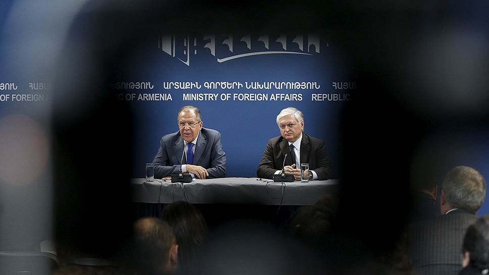Как к Нагорному Карабаху подключили челночную дипломатию