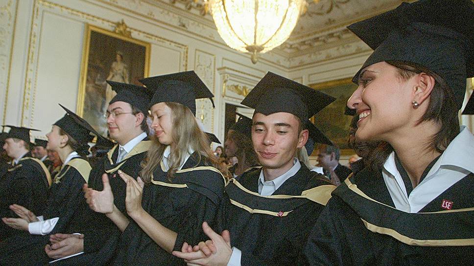 Как в Общественной палате призвали пересмотреть подход к процедуре лишения ученой степени в России