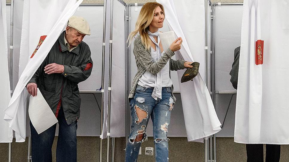 Как Владимир Путин поднимал явку избирателей на своем участке — тем, что сам пришел