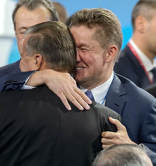 Складывалось впечатление, что председатель совета директоров «Газпрома» Виктор Зубков и председатель правления «Газпрома» Алексей Миллер не видели друг друга уже очень давно