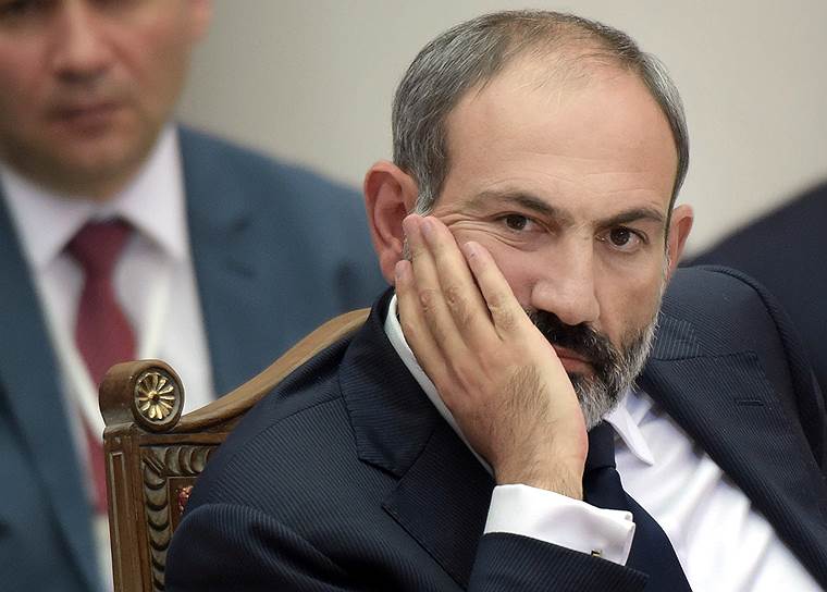 Никол Пашинян призвал парламент провести необходимую законодательную работу, чтобы создать «независимую судебную систему», и добавил: в случае необходимости власти могут пойти на конституционные реформы и референдум