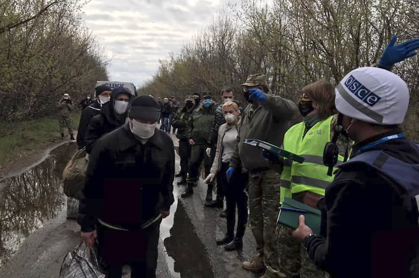 Обмен пленными в Донецке